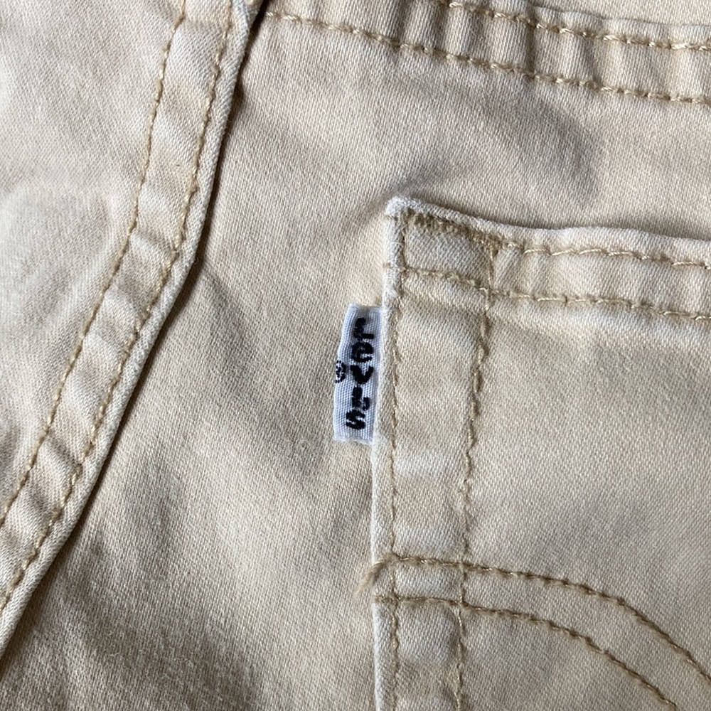 Levi’s Khaki Shorts (6) 511 Slim - Picture 8 of 10